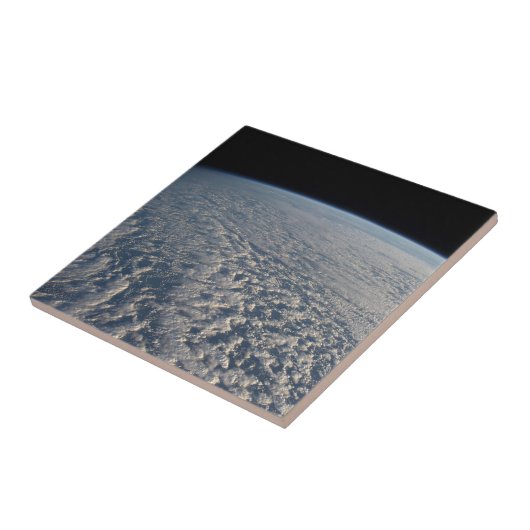 Stratocumulus Wolken über dem Pazifik. Fliese (Seite)