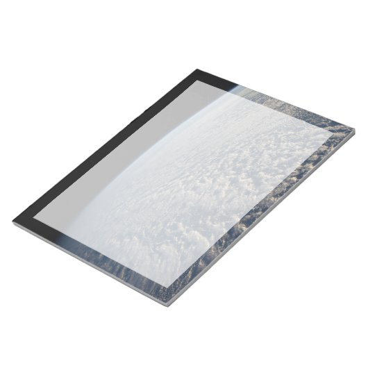 Stratocumulus Wolken über dem Pazifik. Notizblock (angewinkelt)