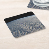 Stratocumulus Wolken über dem Pazifik. Rechteckiger Pappuntersetzer (angewinkelt)