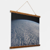 Stratocumulus Wolken über dem Pazifik. Wandteppich Mit Holzrahmen (Gewinkelt)