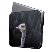 Straußenportrait Laptopschutzhülle (Vorderseite Links)