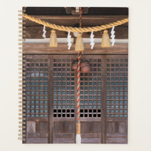 Straw Rope Decoration in einem Tempel Planer