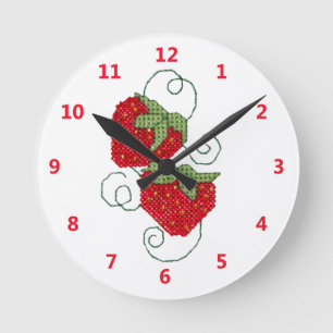 Strawberries Cross Stitch Runde Wanduhr