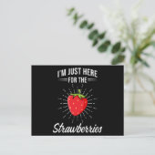 Strawberries Say Funny Postkarte (Stehend Vorderseite)