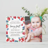 Strawberry 1. Geburtstag Einladung First Berry Swe (Stehend Vorderseite)