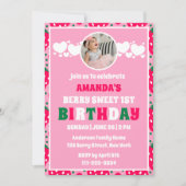 Strawberry 1st Birthday Celebration Photo Einladung (Vorderseite)