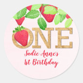 Strawberry 1st Birthday Girl Rustic Berry Sweet Runder Aufkleber (Vorderseite)