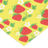 Strawberry and Flower Yellow Pattern Kurzer Tischläufer (Ecke)