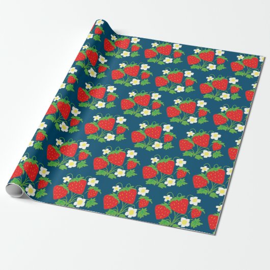 Strawberry and Flowers Pattern Blue Geschenkpapier (Ungerollt)