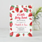 Strawberry Baby Dusche Einladung | Berry Sweet (Stehend Vorderseite)