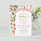 Strawberry Baby Shower Invitation Einladung (Stehend Vorderseite)