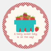 Strawberry Basket Gingham Berry Sweet Baby Shower Runder Aufkleber (Vorderseite)