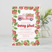 Strawberry Berry Erster Geburtstag Einladung (Stehend Vorderseite)