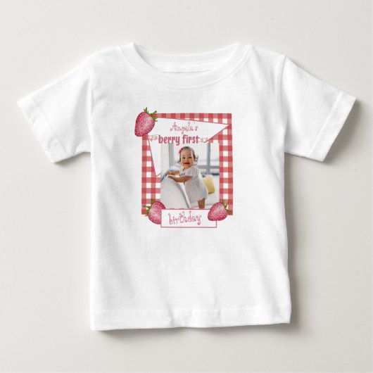 Strawberry Berry First Birthday Baby T-shirt (Vorderseite)