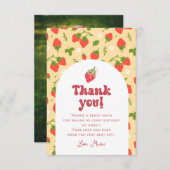 Strawberry Berry First Birthday Foto Dankeskarte (Vorne/Hinten)