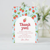 Strawberry Berry First Birthday Foto Dankeskarte (Stehend Vorderseite)