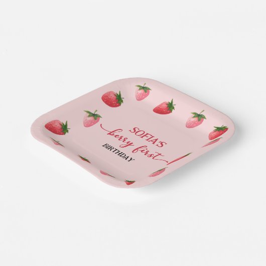 Strawberry Berry First Birthday Pappteller (Gewinkelt)