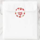 Strawberry Berry First Birthday Runder Aufkleber (Tasche)