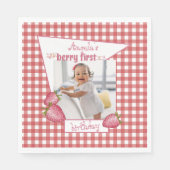 Strawberry Berry First Birthday Serviette (Vorderseite)