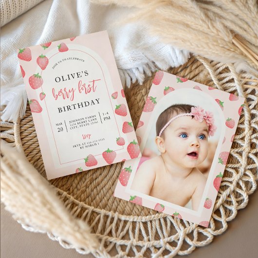 Strawberry Berry First Boho Birthday Einladung