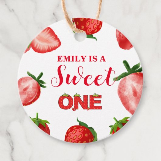 Strawberry Berry Sweet Birthday| Berry First Geschenkanhänger (Vorderseite)