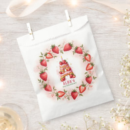 Strawberry Birthday Favor Bag Letter A Cake Geschenktütchen