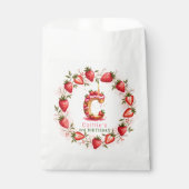Strawberry Birthday Favor Bag Letter C Cake Geschenktütchen (Vorderseite)