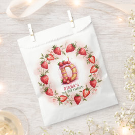 Strawberry Birthday Favor Bag Letter D Cake Geschenktütchen