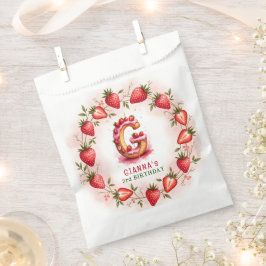 Strawberry Birthday Favor Bag Letter G Cake Geschenktütchen