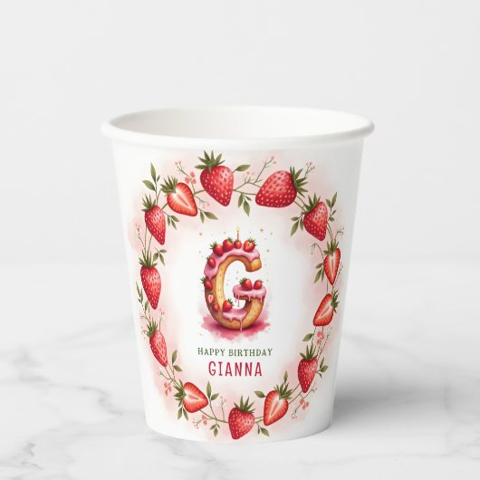 Strawberry Birthday Paper Cup Letter G Cake Pappbecher (Vorderseite)