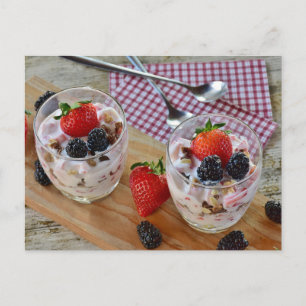 Strawberry BlackBerry Dessert Süßigkeiten nach Übe Postkarte
