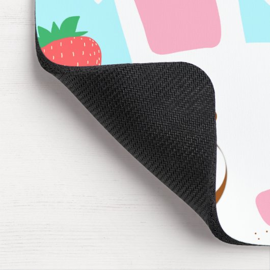 Strawberry Bunny Mousepad (Ecke)