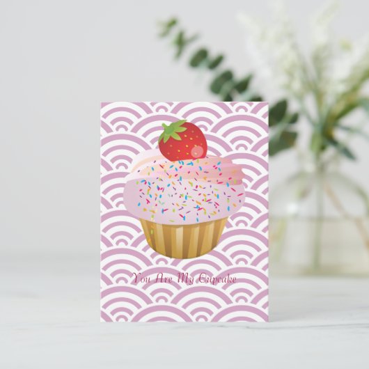 Strawberry Cupcake Postkarte (Stehend Vorderseite)