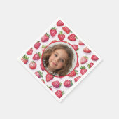 Strawberry Custom Foto and name Paper Plate Serviette (Ecke)