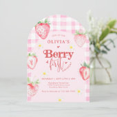 Strawberry Daisy Berry First Foto Arch Geburtstag Einladung (Stehend Vorderseite)