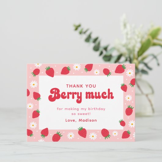 Strawberry Daisy Birthday Vielen Dank Dankeskarte (Stehend Vorderseite)