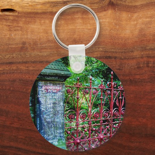 Strawberry Field Gates, Liverpool UK. Schlüsselanhänger (Vorderseite)
