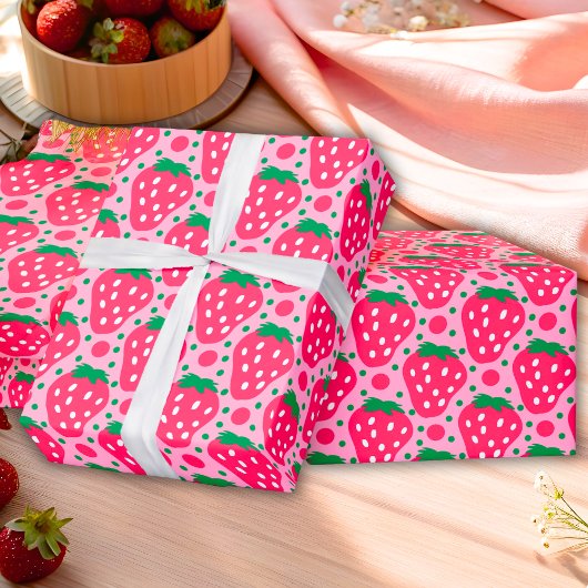 Strawberry First Birthday Celebration Geschenkpapier