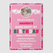 Strawberry First Birthday Celebration Photo Pergament Einladungen (Vorderseite)