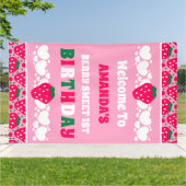Strawberry First Birthday Celebration Welcome Banner (Außenbereich)
