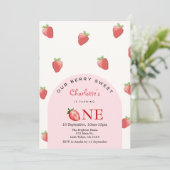 Strawberry First Birthday Einladung (Stehend Vorderseite)