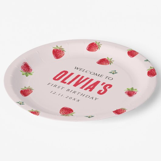 Strawberry First Birthday Paper Tellers Pappteller (Schrägansicht)