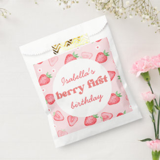 Strawberry First Birthday Party Geschenktütchen