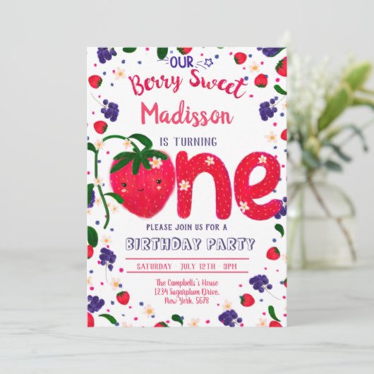 Strawberry FIRST Geburtstag Einladung (Stehend Vorderseite)