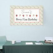 Strawberry Gingham First Birthday Party Banner (Messeveranstaltung)