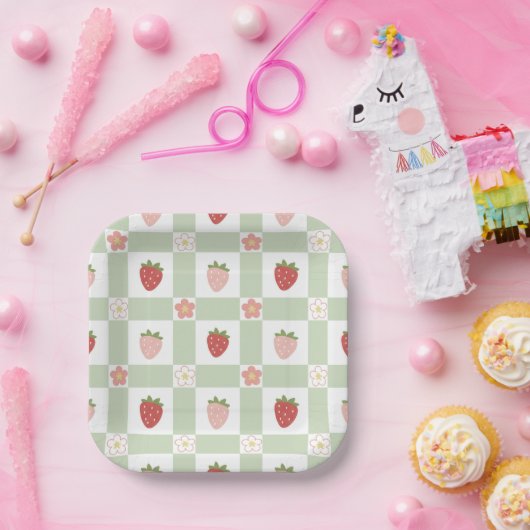 Strawberry Gingham First Birthday Square Pappteller (Party)