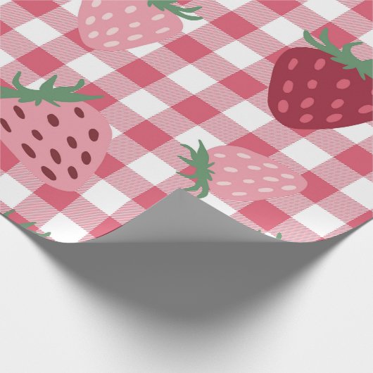 Strawberry Gingham Pattern Geschenkpapier (Ecke)