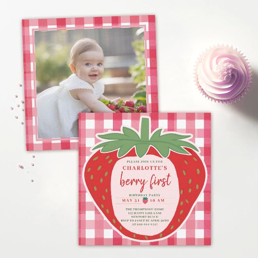 Strawberry Gingham Pink Niedliches Foto 1. Geburts Einladung
