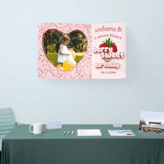 Strawberry Girl Pink Berry Sweet Birthday Foto Banner (Messe)