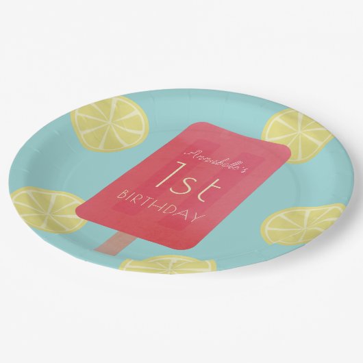 Strawberry Lemonade Popsicle Girl Birthday Pappteller (Schrägansicht)